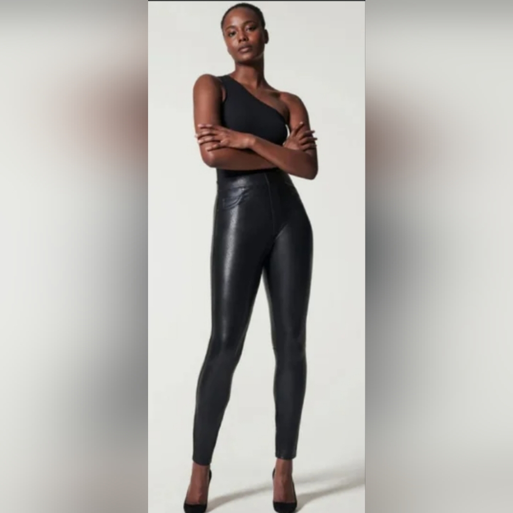 SPANX Leather-Look Ankle Skinny Pants Luxe black XS